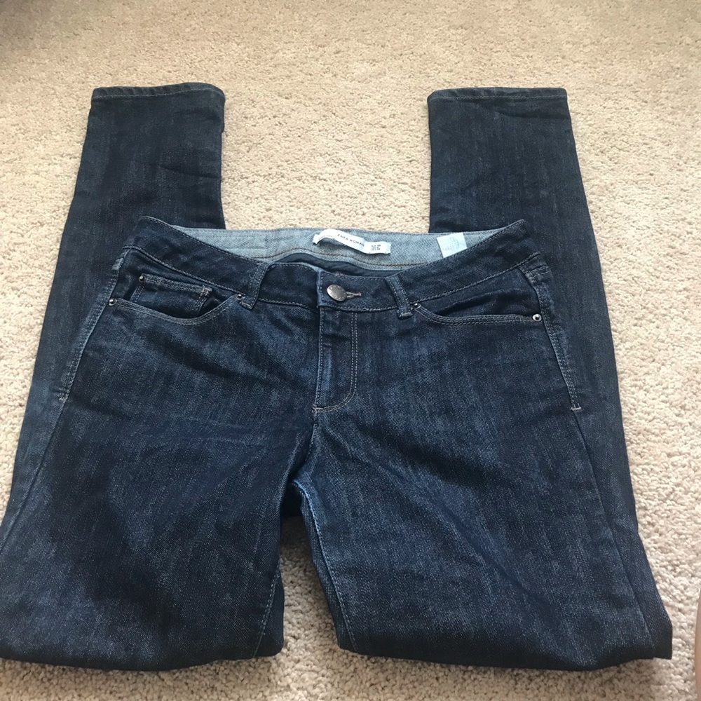 Zara women’s dark wash jeans